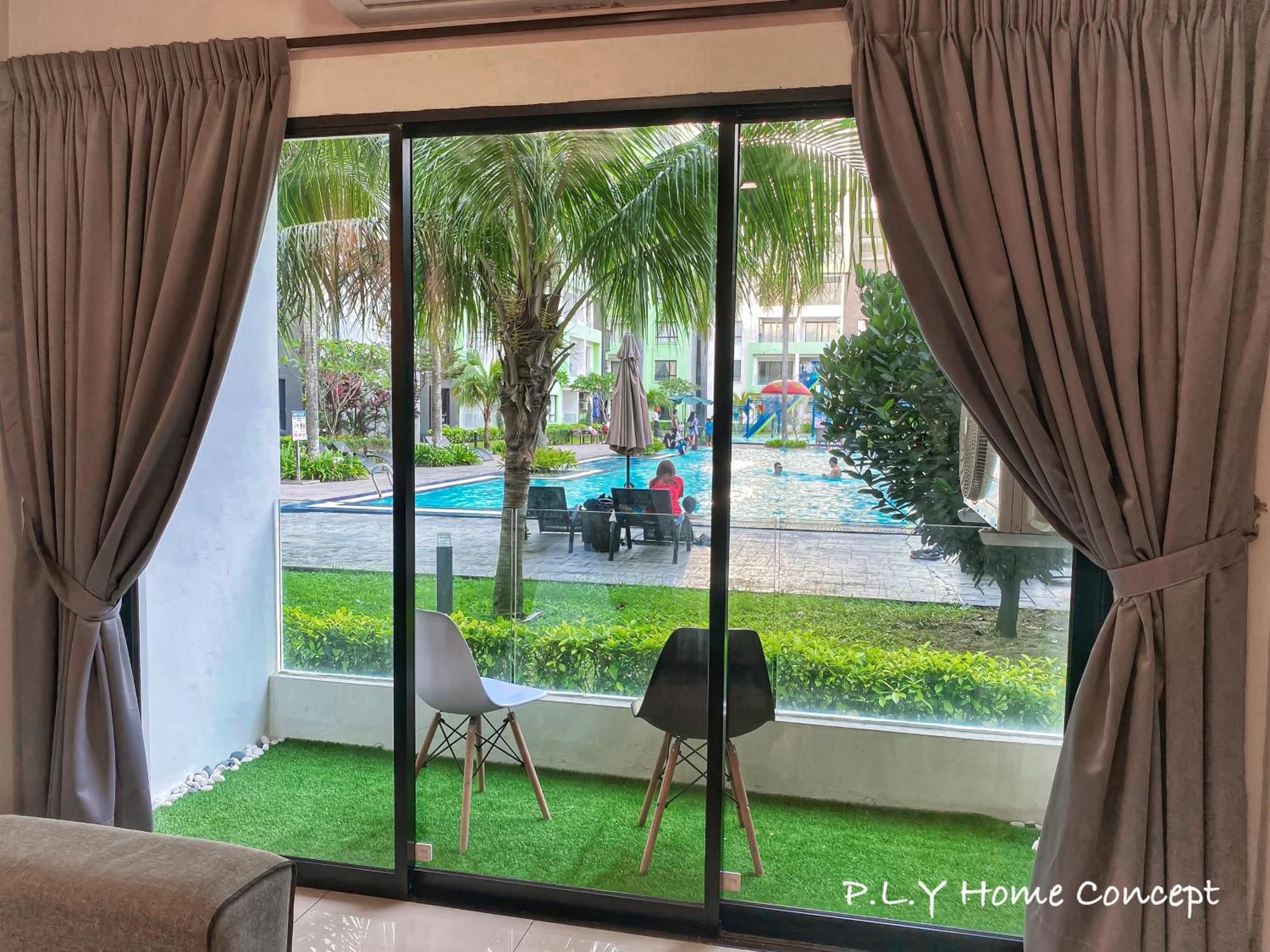 Manhattan Waterpark Poolview Free Carpark & Netflix By Ply Apartment