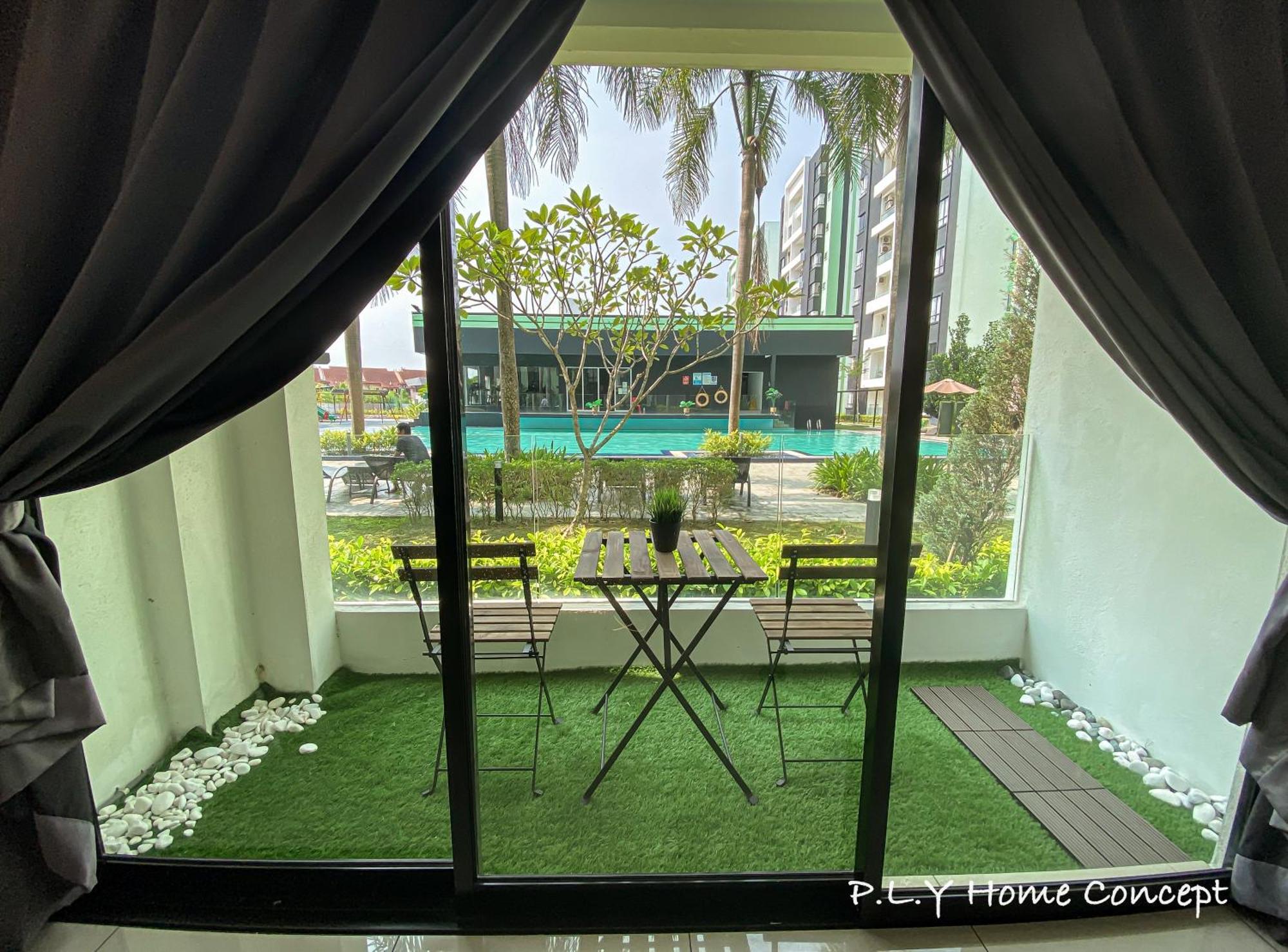 Apartment Manhattan Waterpark Poolview Free Carpark & Netflix By Ply