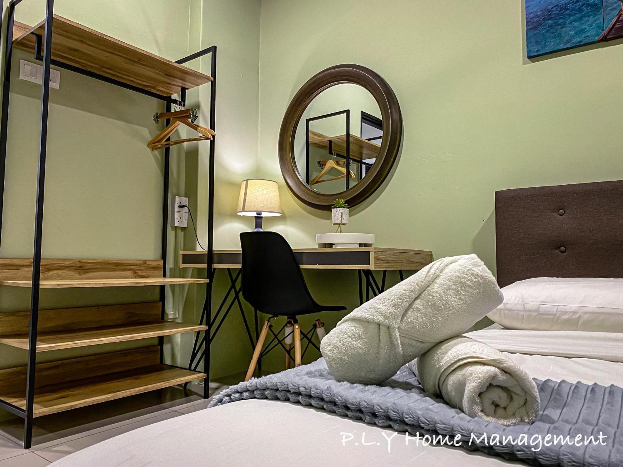 Manhattan Waterpark Poolview Free Carpark & Netflix By Ply Apartment Ipoh